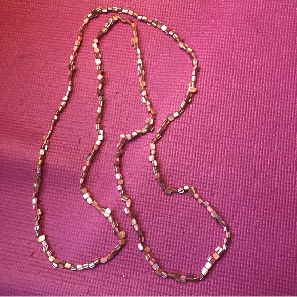 🌸 7 Piece Necklace & Bracelet Set 🌸 - Picture 6 of 14